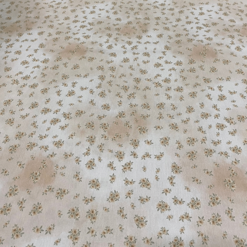 Tricoline estampa digital floral suave 